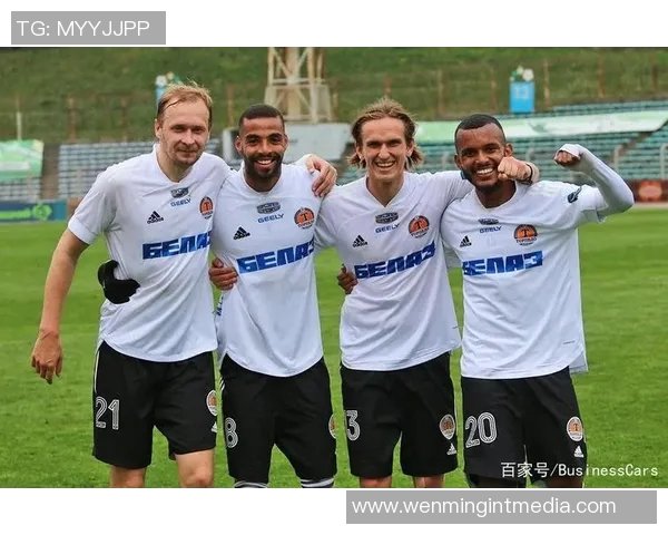 欧赔中上球队与中游球队的实力对比与赛季表现分析